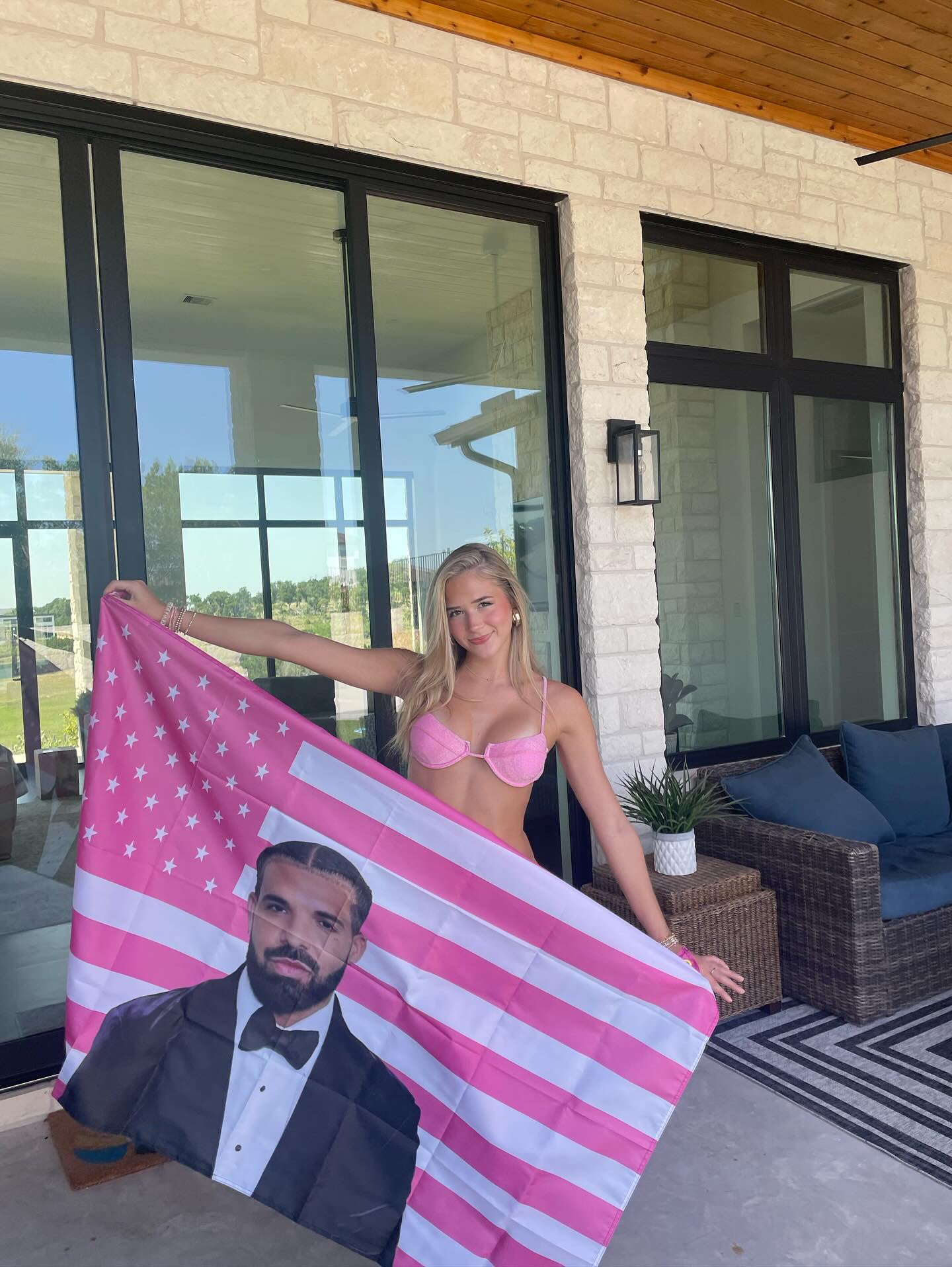 Drake Flag